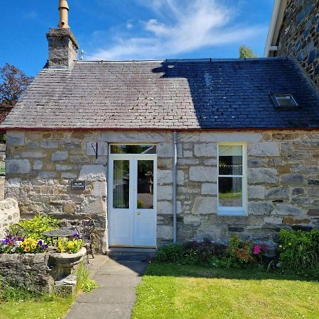 Cosy Peaceful One-Bedroom Cottage In 皮特洛赫里 外观 照片